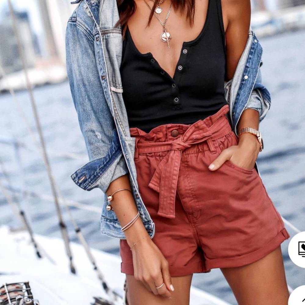 NWT Abercrombie & Fitch Paper Bag Shorts